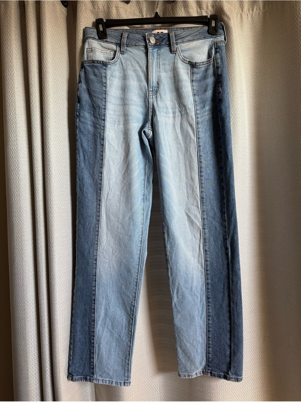 SO Two-tone (light/dark) Women’s/Juniors Straight Leg Jeans Size 9/29W